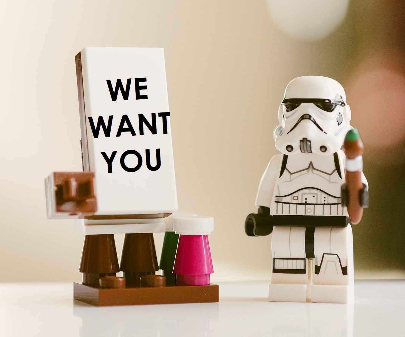 Star Wars Lego-Figur mit Schild "We want you"